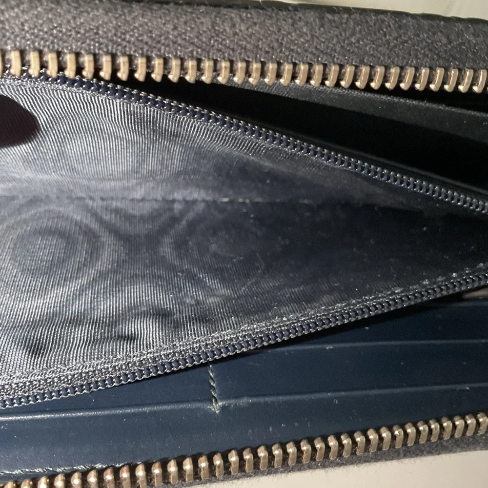 Gucci Wallet GG Logo Navy - Picture 11 of 14
